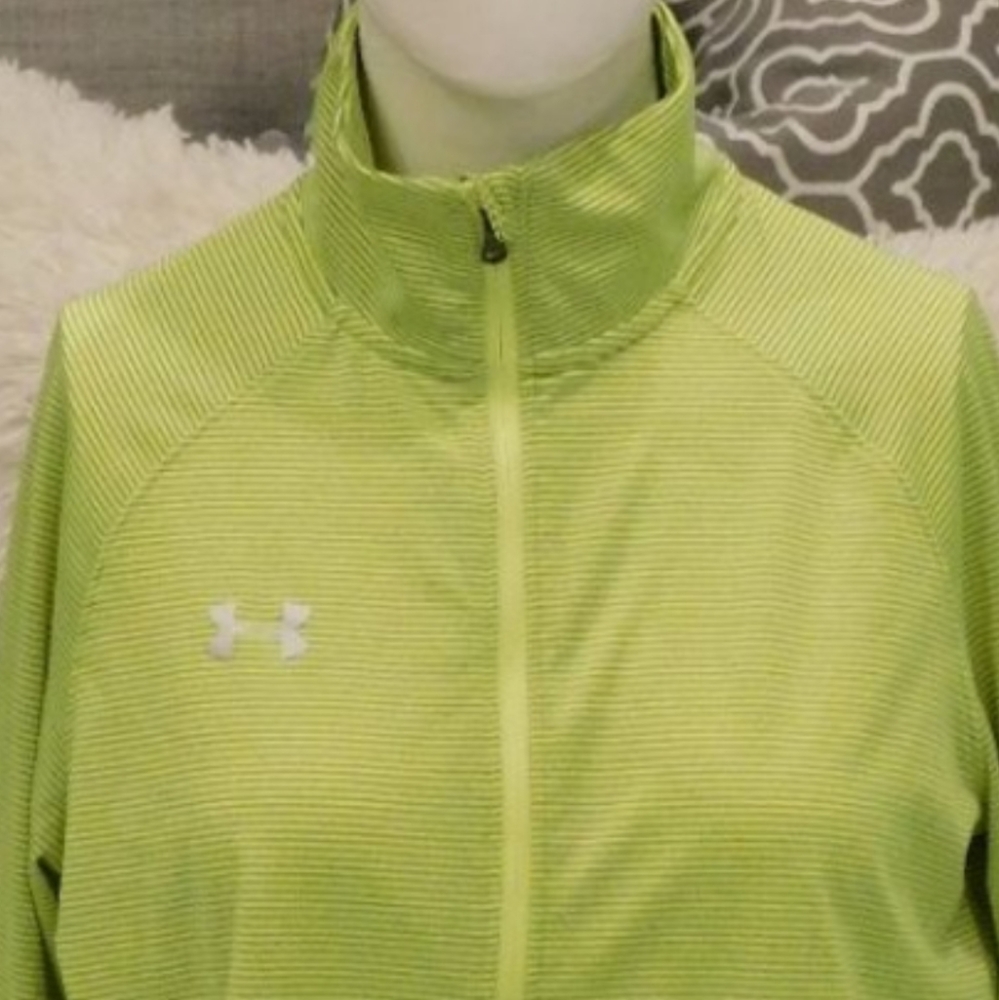 NWOT! UnderArmour HEAT GEAR Long Sleeve 1/2 Zip